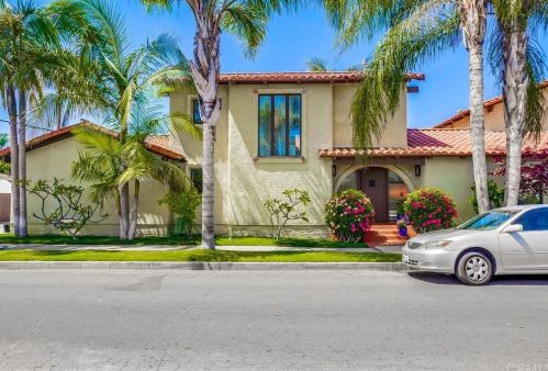 253 Belmont Ave, Long Beach, CA 90803-1523