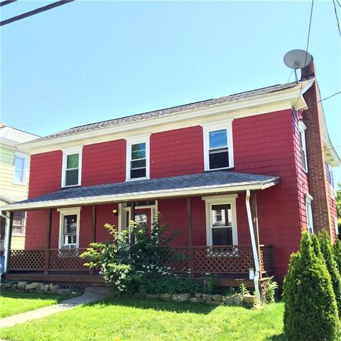 440 Pine St, Meadville, PA 16335-2975