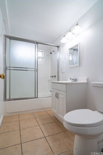 691 Date Ave, Rialto CA  92376-7006 exterior