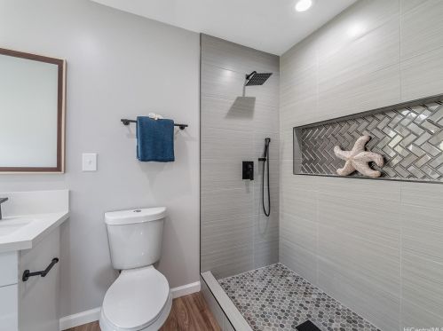 981687 Kiawe St, Aiea HI  96701-1737 exterior