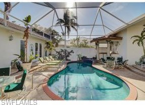 880 Scott Dr, Marco Island, FL 34145-5979