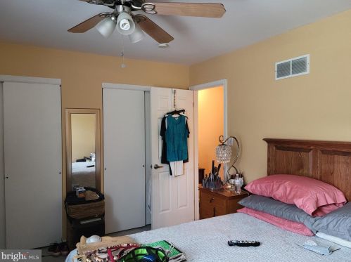 86 Shetland Way, New Castle DE  19720-6514 exterior