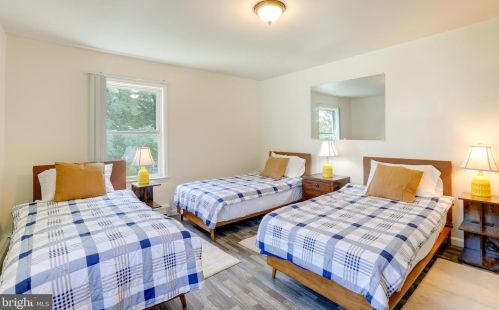 14 Race St, Trenton NJ  08638-4220 exterior