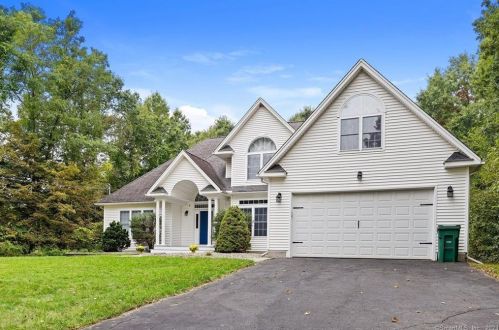 187 Duncaster Rd, Bloomfield, CT 06002-1109