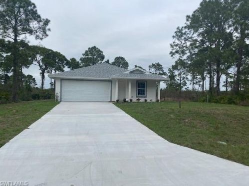 3406 74th St, Lehigh Acres, FL 33971-6888
