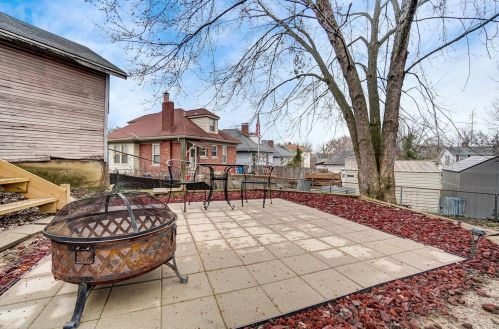 2340 Glenside Ave, Cincinnati OH 45212-1252 exterior