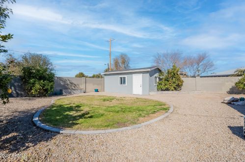 8142 11th Pl, Phoenix AZ  85020-3716 exterior