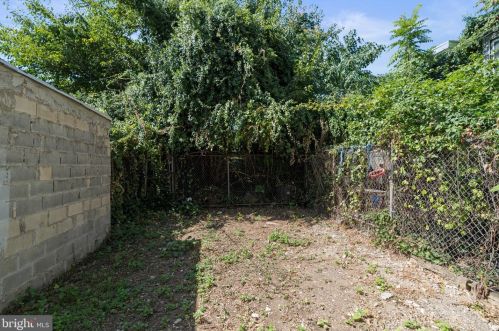 2554 8th St, Philadelphia PA  19148-4509 exterior