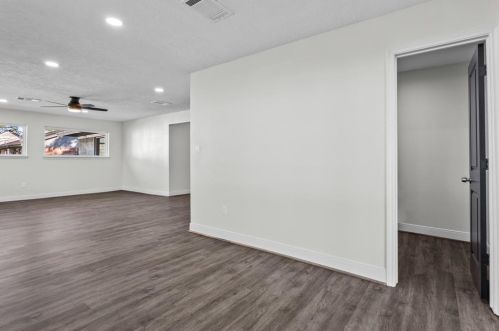 5913 Becky Ln, Pearland TX 77584-8350 exterior