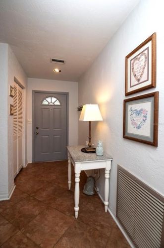 4291 Cherry St, Saint Petersburg FL  33703-5033 exterior