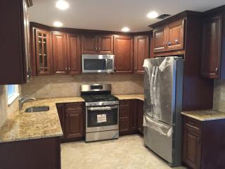 116 Mazur Pl, Paterson NJ  07506-3519 exterior