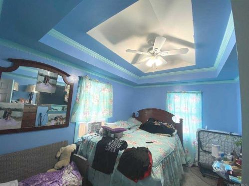 168 Washington Ave, Wheatley Heights, NY 11798-2020