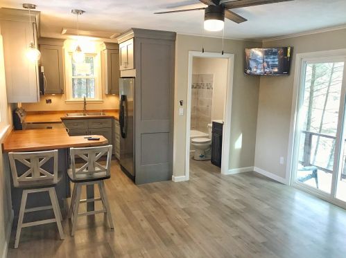 552 Battle St, Concord, NH 03303-7705