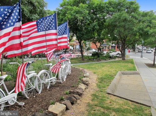 1831 2nd St, Washington DC  20024-3413 exterior