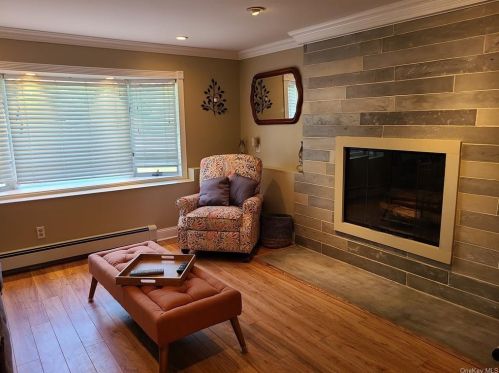 234 Valley Rd, Valley Cottage NY  10989-2439 exterior