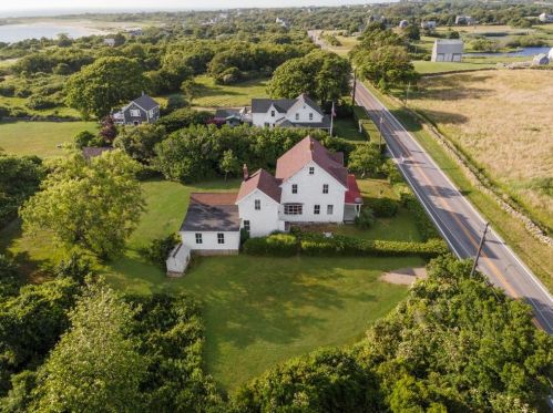 626 Corn Neck Rd, New Shoreham, RI