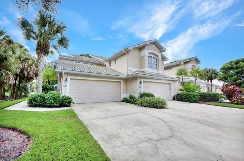 28161 Hiram St, Bonita Springs, FL 34135-1415