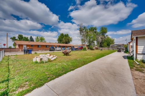 372 Newton St, Denver CO 80219-2632 exterior