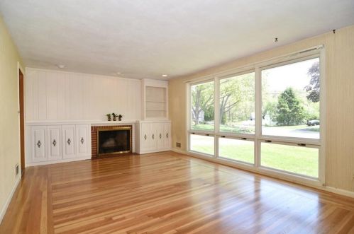 179 Negansett Ave, Warwick, RI 02888-3424