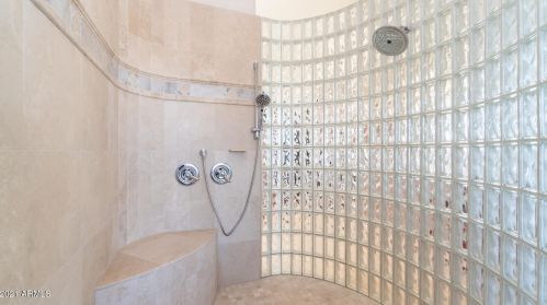 15645 7 St, Phoenix AZ 85014-4142 exterior