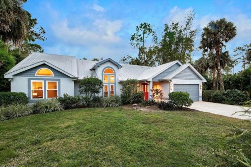 5340 Tamarind Ridge Dr, Naples, FL 34119-2836