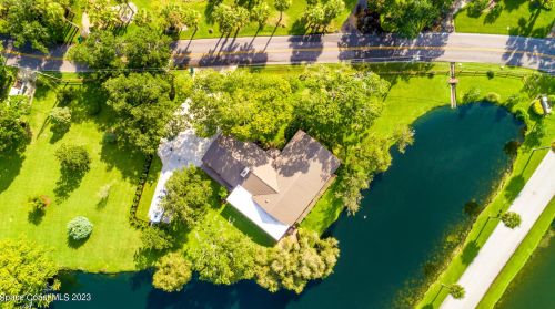 3605 Indian Riv Dr, Cocoa FL 32926-8704 exterior