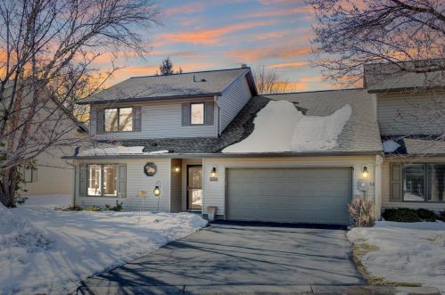 4055 Terraceview Ln, Minneapolis MN 55446-2627 exterior