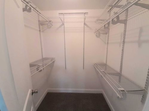 12 Field Ct, Poughkeepsie NY  12601-5209 exterior