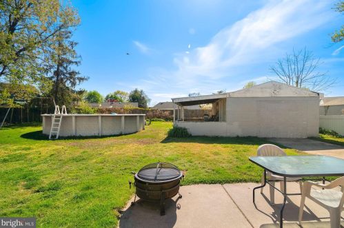 446 Flanders Rd, Gloucester NJ  08031-3020 exterior