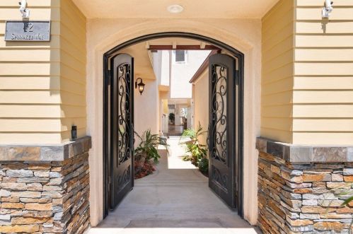 42 Spinnaker Way, San Diego, CA 92118-3266