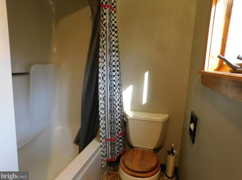 83 Drehersville Rd, Molino PA  17961-8918 exterior