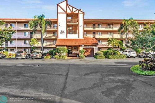 7301 Amberly Ln, Delray Beach, FL 33446-2950