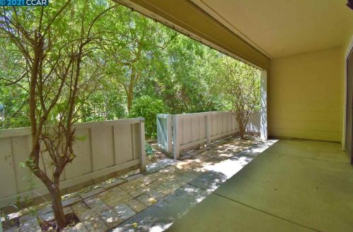 166 Farm Ln, Pacheco CA  94553-4185 exterior