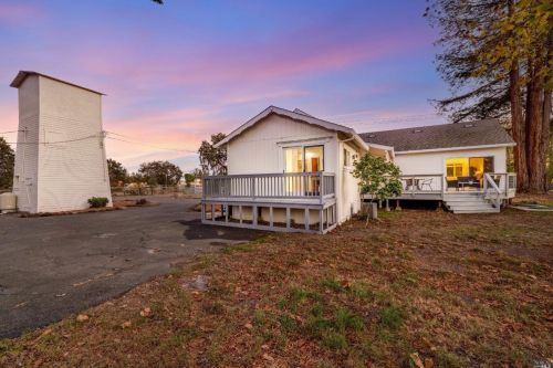 785 Scenic Ave, Santa Rosa CA  95407-8337 exterior