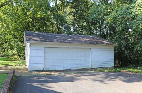 11195 Pineview Ln, Mount Vernon OH  43050-9249 exterior