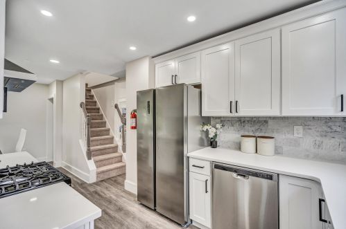 226 Davis Ave, Lacey NJ  08731-3519 exterior