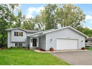 250 Mahtomedi Ave, Saint Paul, MN 55115-1635