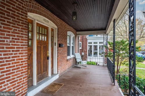 1372 Queen St, Pottstown PA  19464-5042 exterior