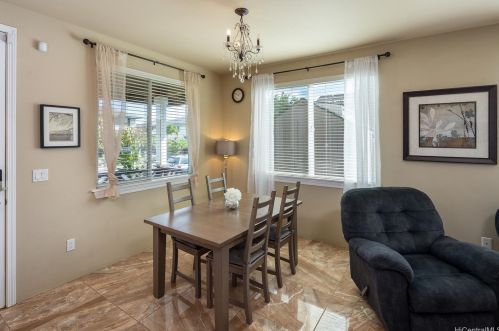 424 Malamalama St, Kapolei HI  96707-2094 exterior