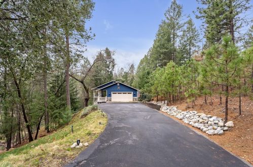 6240 Green Ridge Dr, Michigan Bluff, CA 95631-9681