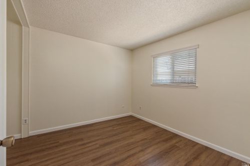 1590 Cunningham Way, Santa Rosa CA  95403-2342 exterior