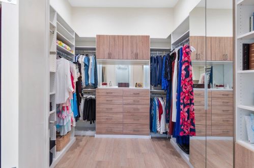 7 Country Rd, Boynton Beach FL  33436-5609 exterior