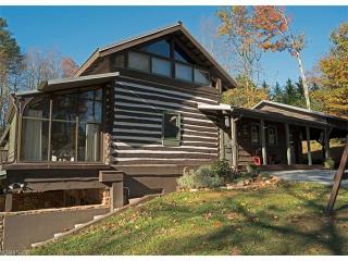 990 Hunting Country Rd, Tryon, NC 28782-9672