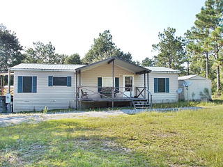 335 Silver Lk, Marianna, FL 32448-9297