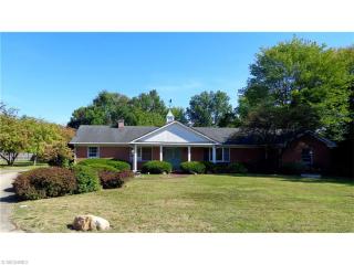 5075 West Blvd, Youngstown, OH 44512-1906