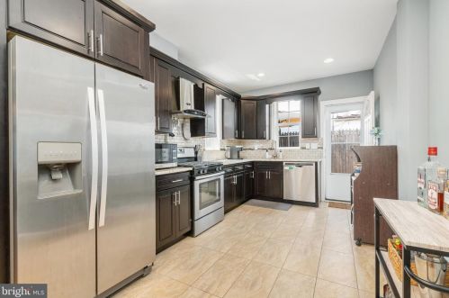 2426 Hicks St, Philadelphia PA  19145-4405 exterior