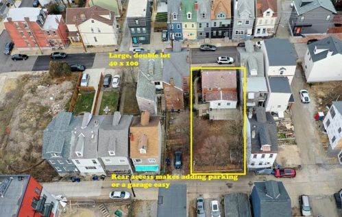 3820 Howley St, Pittsburgh, PA 15201-1214