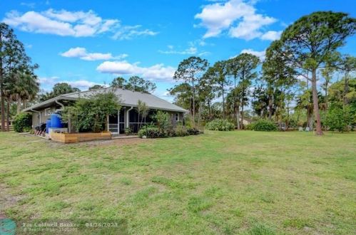 16217 93rd Rd, Town Of Loxahatchee Groves FL  33470-5177 exterior