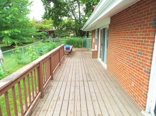 523 Perimeter Dr, Covington KY  41018-2272 exterior