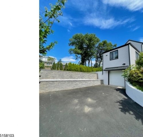 151 Grant Ave, Paterson NJ  07512-2576 exterior